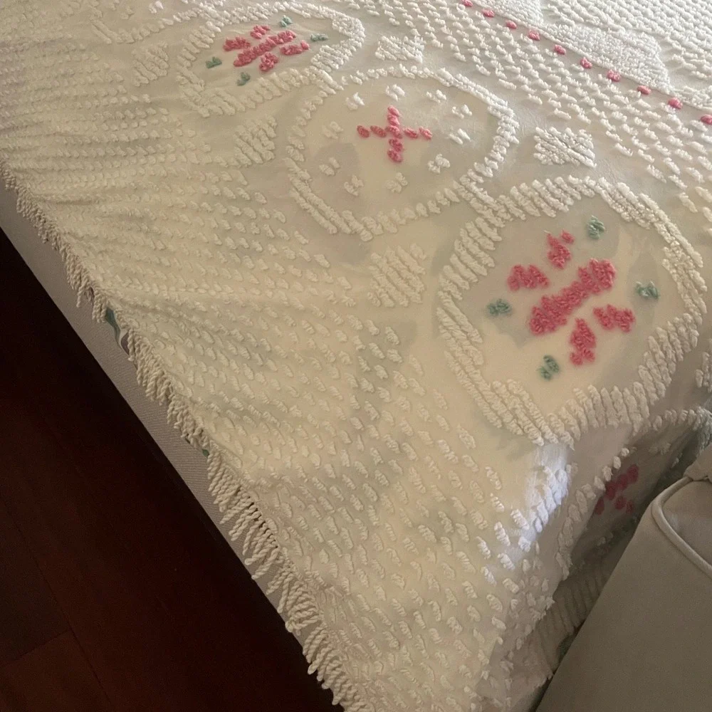 Vintage Chenille Bedspread Pink Fringe 3pc Set Cottage Farmhouse KIng/Queen